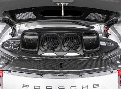 Porsche 911 (991.2) GT3 30