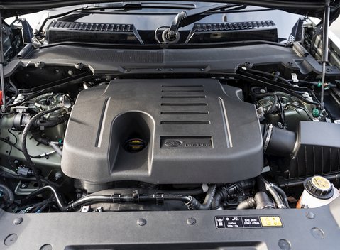 Land Rover Defender 110 X P400 30