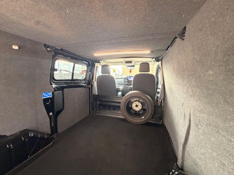Ford Transit Custom 2.0 300 EcoBlue Active L1 H1 Euro 6 (s/s) 5dr 30