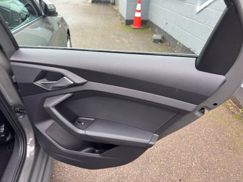Audi A1 S LINE 35 TFSI S-A 52