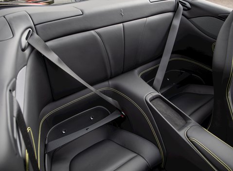 Ferrari Portofino 15