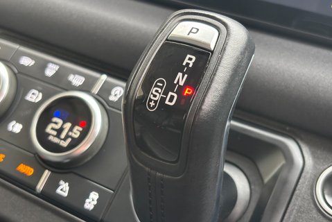 Land Rover Defender 110 D250 Hard Top SE MHEV - No VAT 38