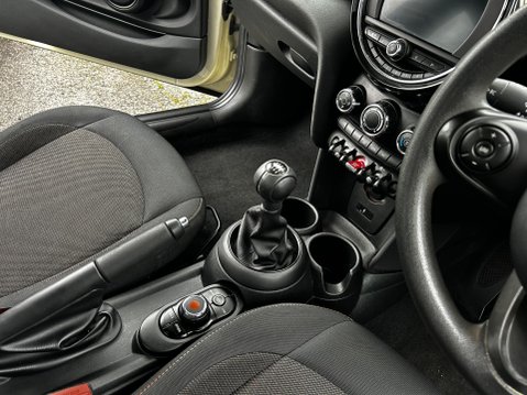 Mini Hatch COOPER CLASSIC 14