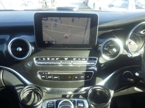 Mercedes-Benz V Class 2.2 V220d BlueTEC SE MPV 5dr Diesel G-Tronic+ Euro 6 (s/s) 7 Seat (163 ps) 9