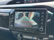 Toyota Hilux 2.8 D-4D Invincible X Pickup Double Cab 4dr Diesel Auto 4WD Euro 6 (204 ps) 30