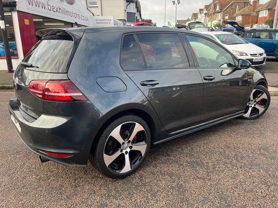 Volkswagen Golf 2.0 GTI DSG AUTOMATIC 