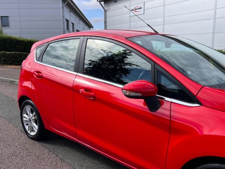 Ford Fiesta 1.0T EcoBoost Zetec Euro 5 (s/s) 5dr 11