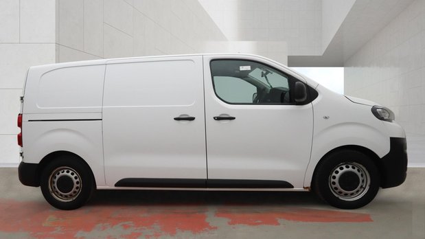 Peugeot Expert MWB L2H1 Professional 2700 Air Con Sensors Tow Bar EURO 6 NO VAT 3