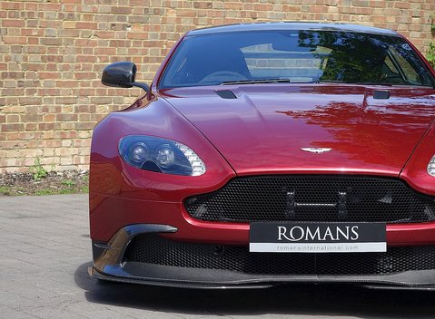 Aston Martin Vantage GT8 25