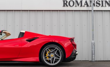 Ferrari F8 Tributo Spider 30