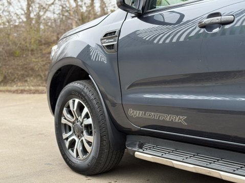 Ford Ranger 2.0 EcoBlue Wildtrak Auto 4WD Euro 6 (s/s) 4dr 23