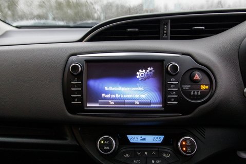 Toyota Yaris VVT-I ICON 27