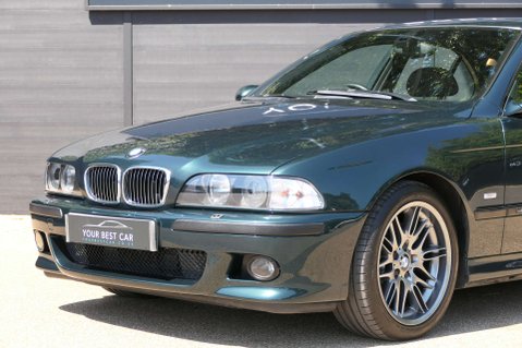 BMW M5 4.9 M5 4dr 10