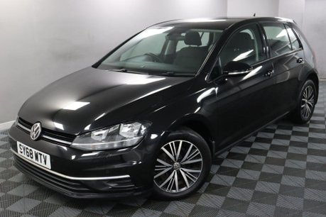 Volkswagen Golf SE NAVIGATION TDI 20