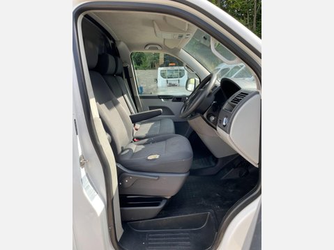 Volkswagen Transporter 2.0 TDI T28 Trendline Panel Van 4dr Diesel Manual L1 H1 (198 g/km, 83 bhp) 23