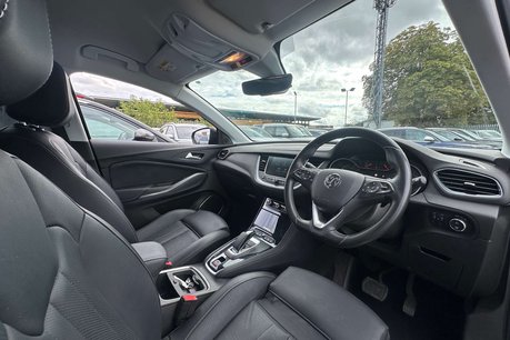 Vauxhall Grandland X 1.6 13.2kWh Business Edition Nav Premium SUV 5dr Petrol Plug-in Hybrid Auto 15