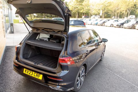 Volkswagen Golf R-LINE TSI 34