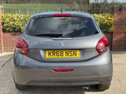 Peugeot 208 1.2 208 Tech Edition S/S 5dr 11