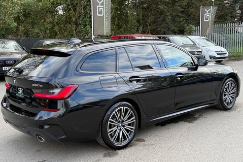 BMW 3 Series 330E M SPORT TOURING - HYBRID - APPLE CAR PLAY - 2 OWNERS - CAMERA -NEW MOT 6