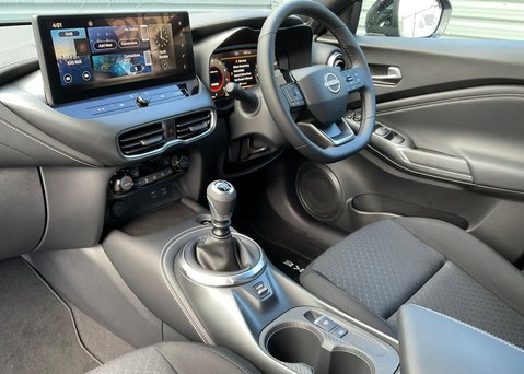 Nissan Juke 1.0 N-connecta manual 13