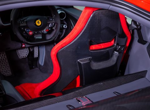 Ferrari 812 Competizione 59