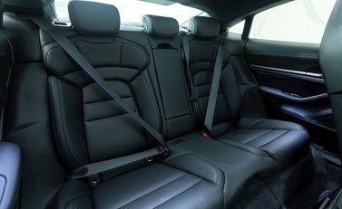 Porsche Taycan Turbo S 12