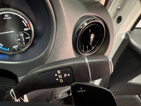 Mercedes-Benz Vito eVito 66 Progressive 13