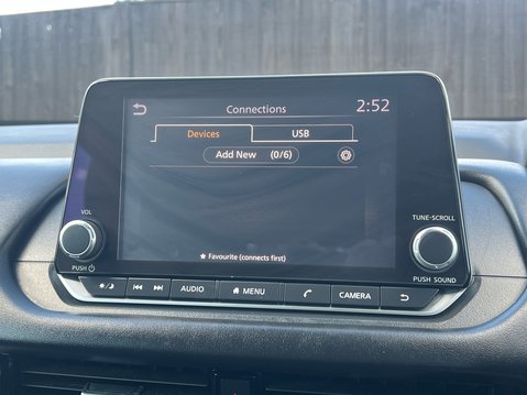 Nissan Qashqai DIG-T ACENTA PREMIUM DCT MHEV 26