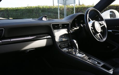 Porsche 911 Carrera PDK - Ultimate Specification 4