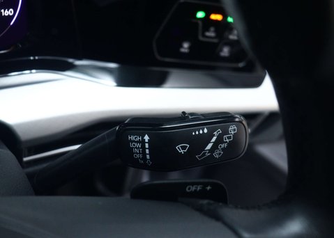 Volkswagen Golf 1.0 eTSI MHEV Life Hatchback 5dr Petrol Hybrid DSG Euro 6 (s/s) (110 ps) 40