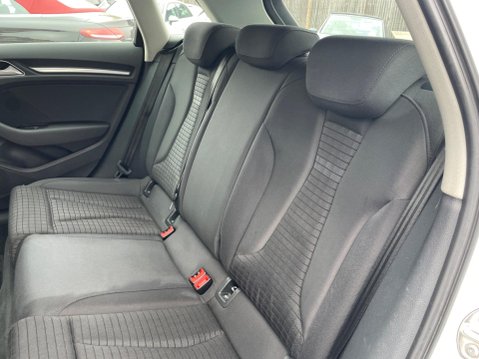 Audi A3 1.4 TFSI Sport Sportback S Tronic Euro 6 (s/s) 5dr (Nav) 31