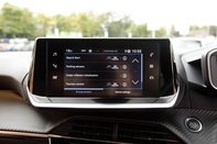 Peugeot 208 PURETECH ALLURE PREMIUM S/S 27
