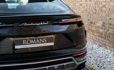 Lamborghini Urus 29