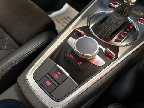 Audi TT 2.0 TFSI S line S Tronic quattro Euro 6 (s/s) 3dr 25