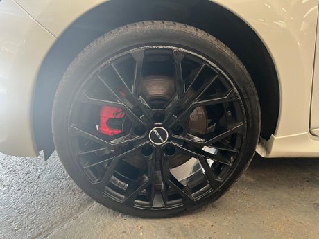 Renault Clio 1.6 TCe Renaultsport Lux EDC Euro 5 5dr 19