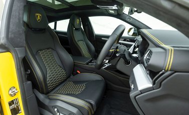 Lamborghini Urus 10