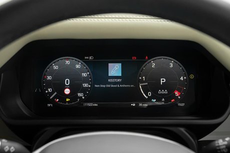 Land Rover Defender 3.0 D250 MHEV X-Dynamic HSE SUV 3dr Diesel Auto 4WD Euro 6 (s/s) (250 ps) 6
