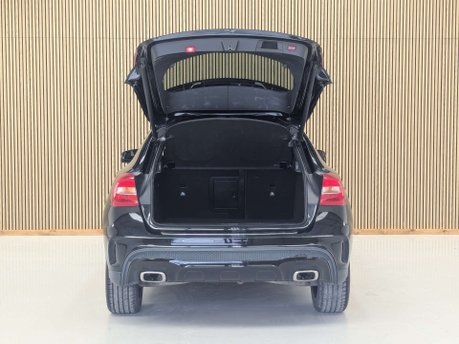 Mercedes-Benz GLA 2.1 GLA 200 D AMG Line Auto 5dr 25