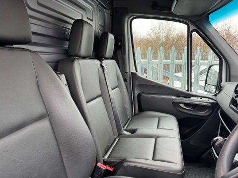 Mercedes-Benz Sprinter 2.0 Sprinter 315 Premium CDI 23