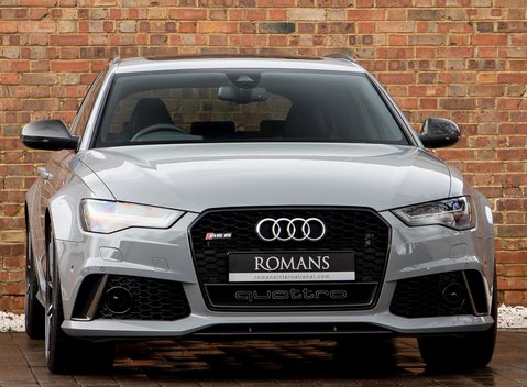 Audi RS6 Avant Performance 1