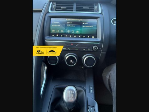 Jaguar E-Pace 2.0 E-PACE R-Dynamic S D 4x2 5dr 52