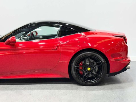 Ferrari California 3.8 V8 T Convertible 2dr Petrol F1 DCT Euro 6 (s/s) (560 ps) 25