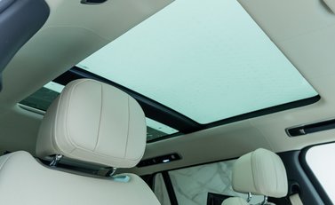 Land Rover Range Rover P530 FIRST EDITION LWB 16