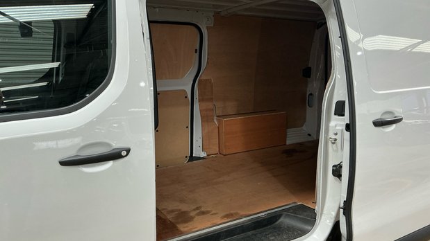 Citroen Dispatch XLWB L3H1 Low Roof Enterprise 3100 Sensors EURO 6 8