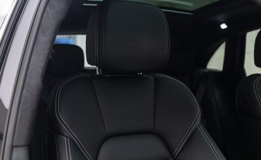 Porsche Macan TURBO PDK 7