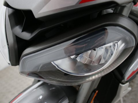 Triumph Street Triple 765 STREET TRIPLE RS 14