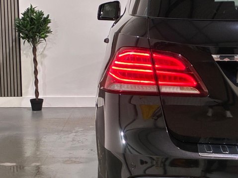 Mercedes-Benz GLE 2.1 GLE250d AMG Night Edition SUV 5dr Diesel G-Tronic 4MATIC Euro 6 (s/s) ( 60