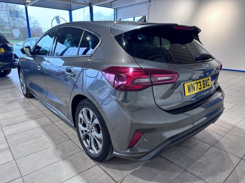 Ford Focus 1.0T EcoBoost ST-Line Euro 6 (s/s) 5dr 5