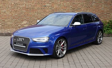 Audi RS4 Avant 4