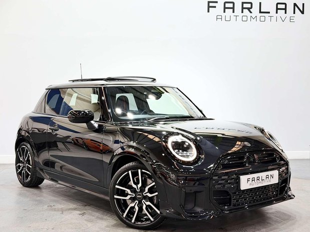 Mini Hatch 2.0S Sport Hatchback 3dr Petrol Steptronic Euro 6 (s/s) (204 ps) 